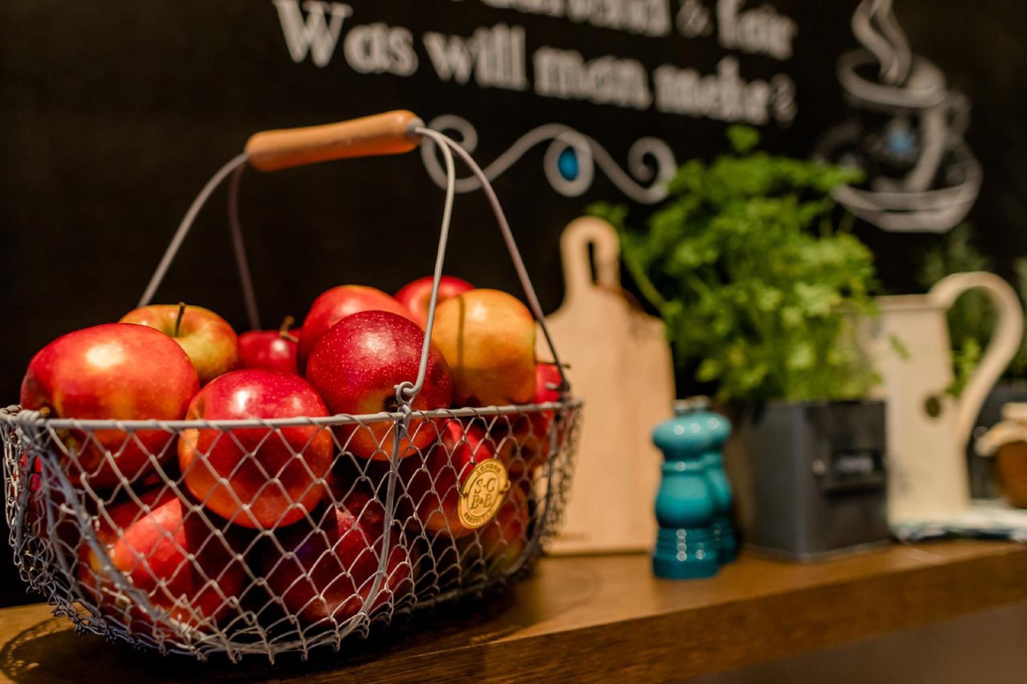 Motel One Berlin-Hackescher Markt ภายนอก รูปภาพ