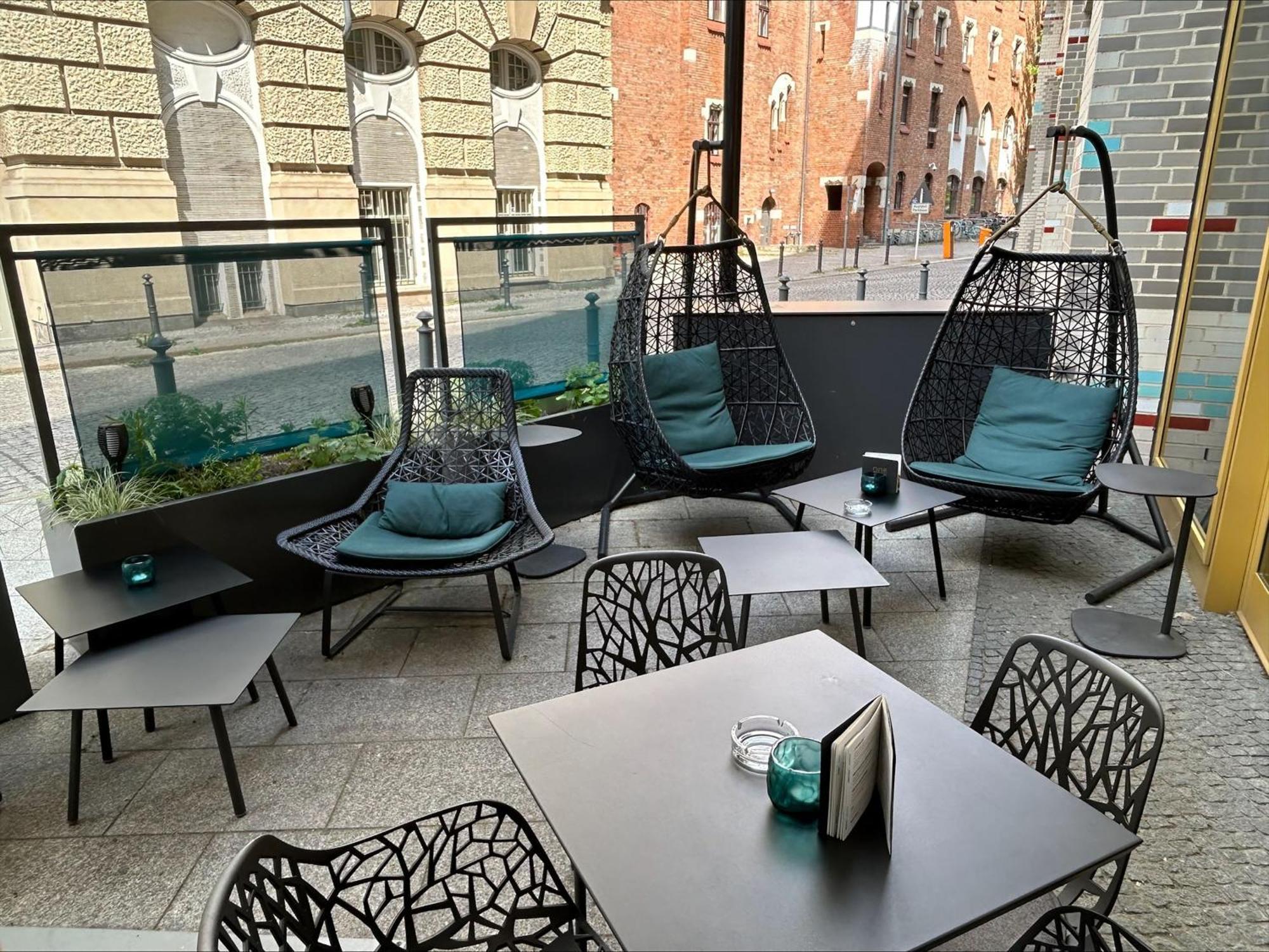 Motel One Berlin-Hackescher Markt ภายนอก รูปภาพ